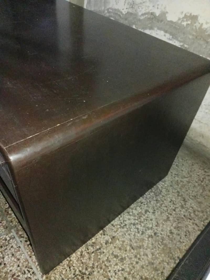 Office Table or computer tablet 2