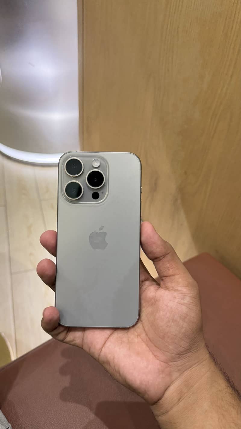 Apple iPhone 15 Pro 1
