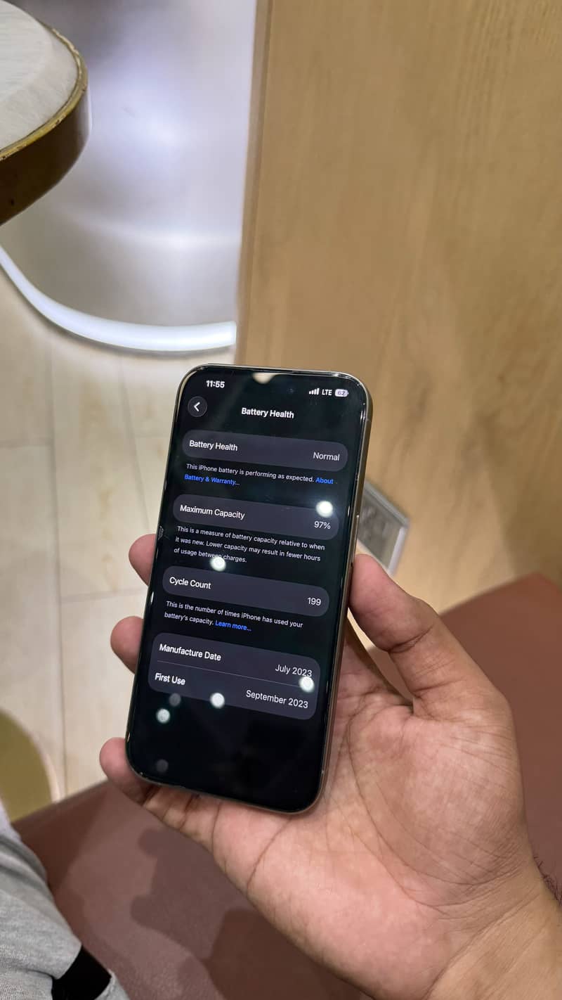 Apple iPhone 15 Pro 7