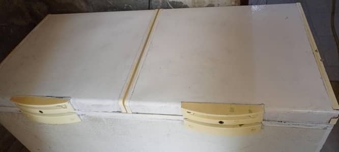 premier quality deep freezer