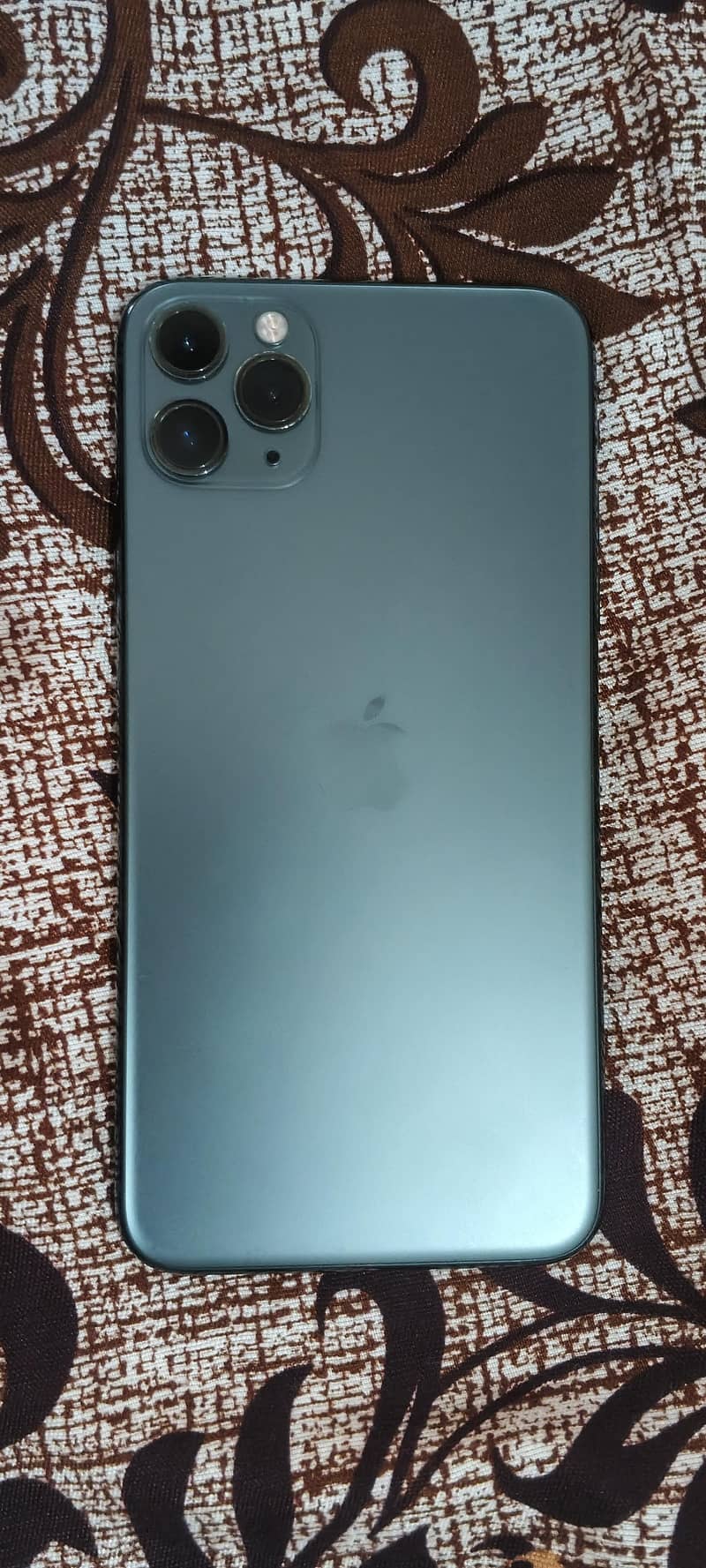 Apple iPhone 11 Pro Max 4