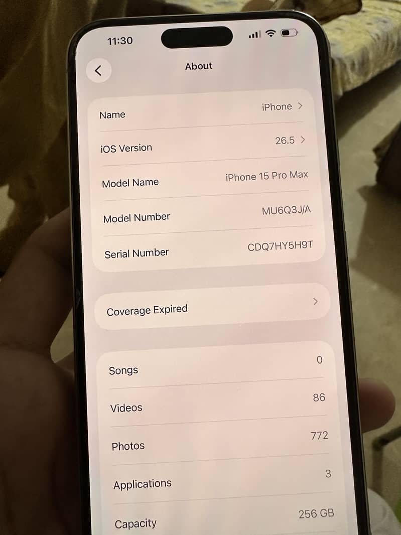 Apple iPhone 15 Pro Max 4