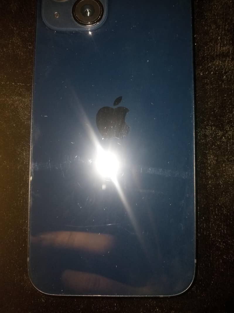 Apple iPhone 13 2