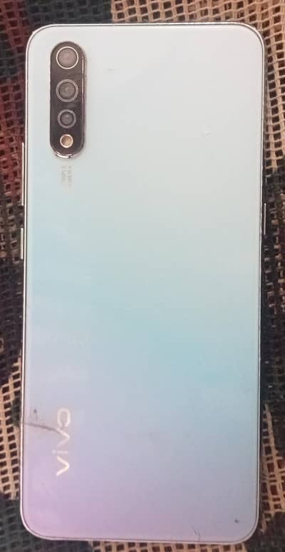 Vivo S1