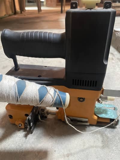 Portable Lightweight Bag Stiching Machine-Gunnybagsewing
