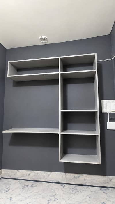 Wall Mounted Rack