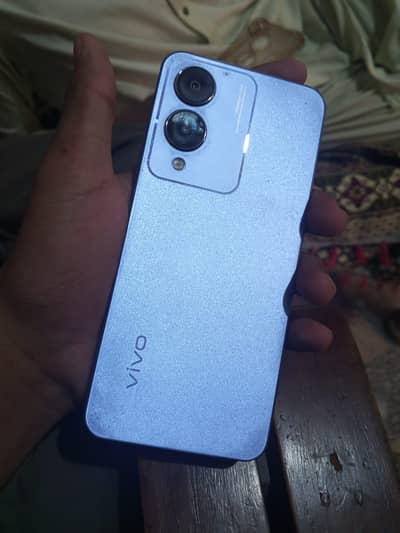 Vivo Y17s