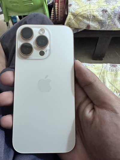 Apple iPhone 16 Pro