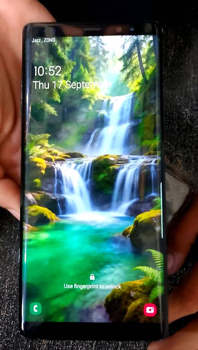Samsung Mobile Note 8 1