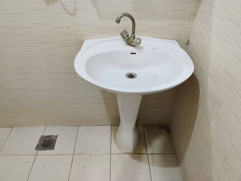 Prime Location 10