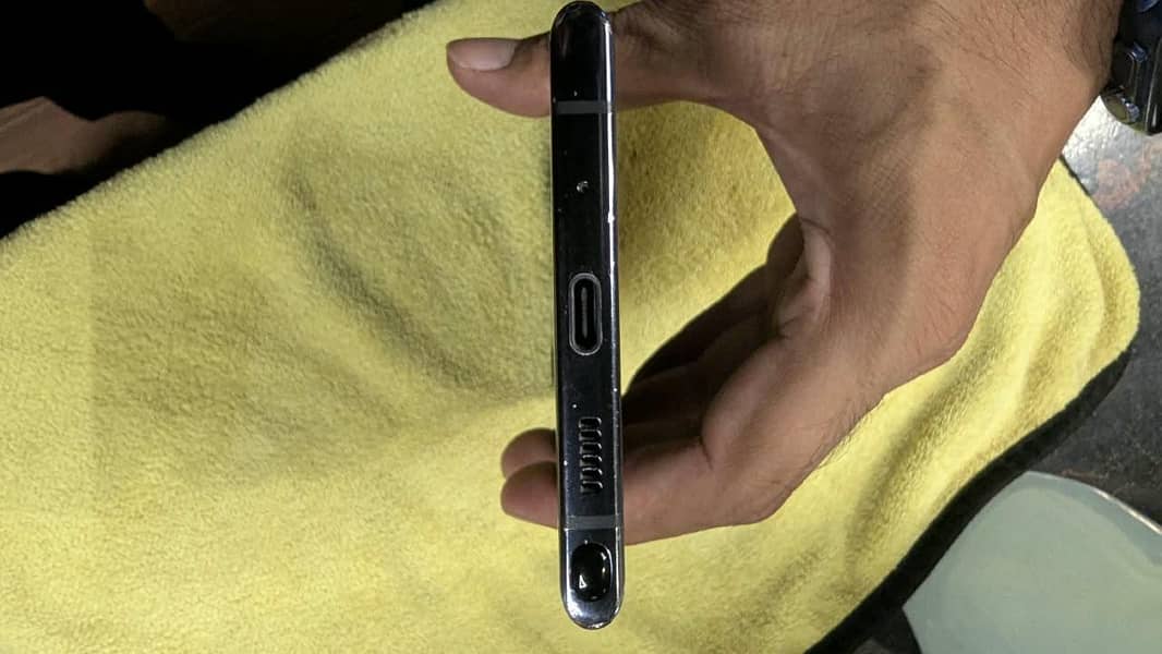 Samsung Mobile Note 10 Plus 4