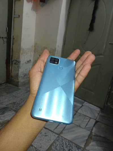 Realme C21