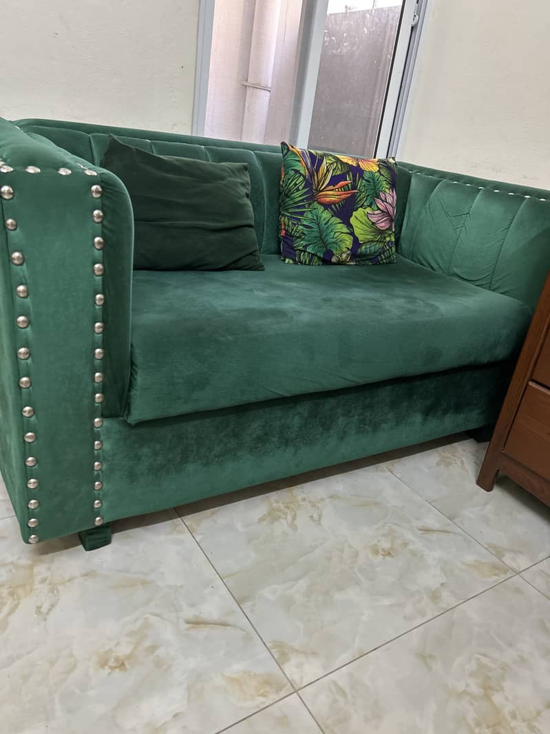 Sofa set 0