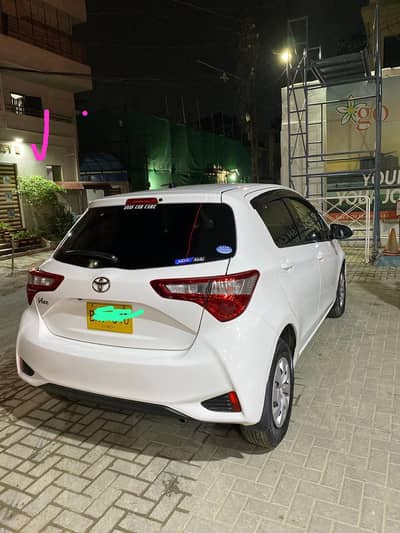 Toyota vitz 2017