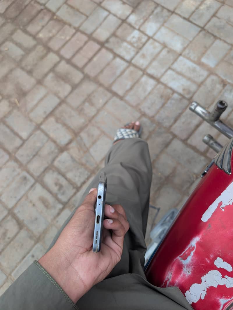 tecno spark 40 4