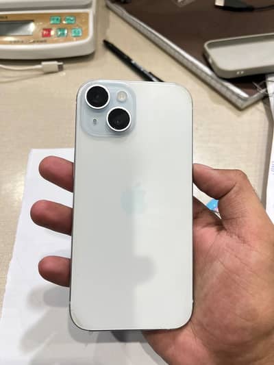Apple iPhone 15