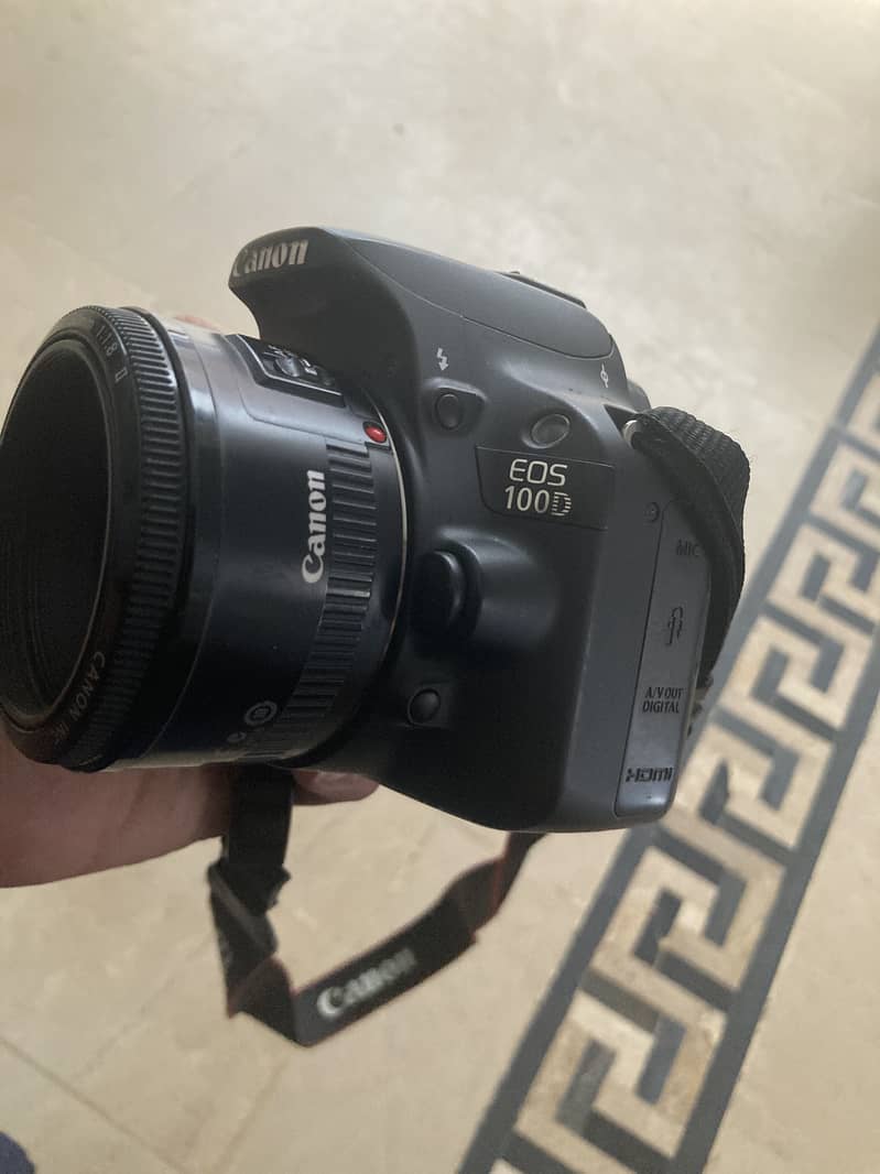 Canon EOS100D 1