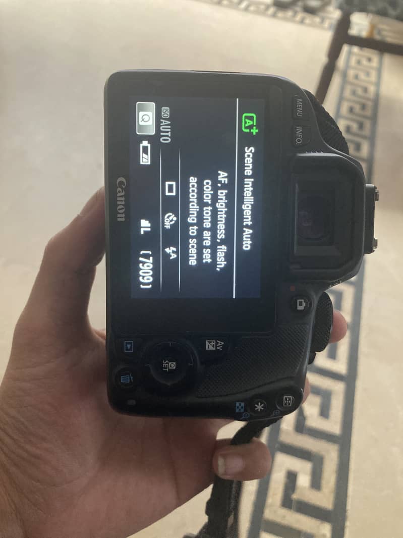 Canon EOS100D 2
