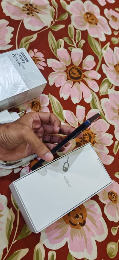 OPPO Reno13