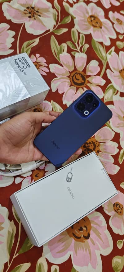 OPPO Reno13