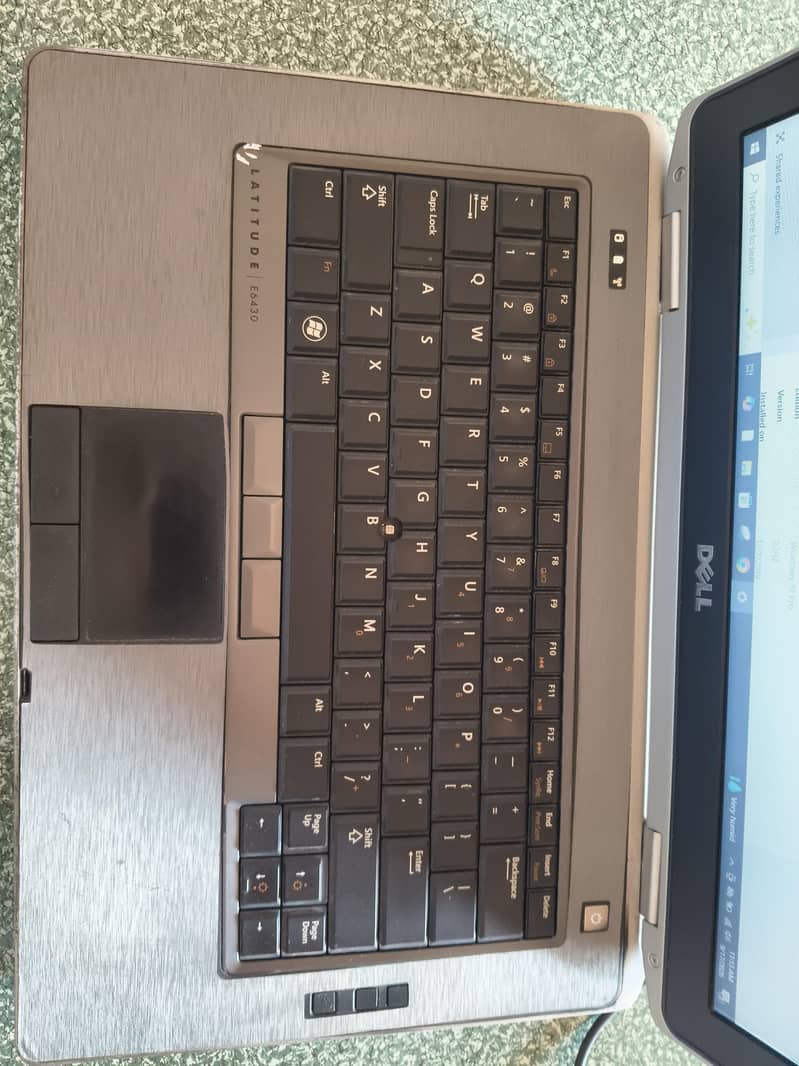 Dell latitude E6430 1
