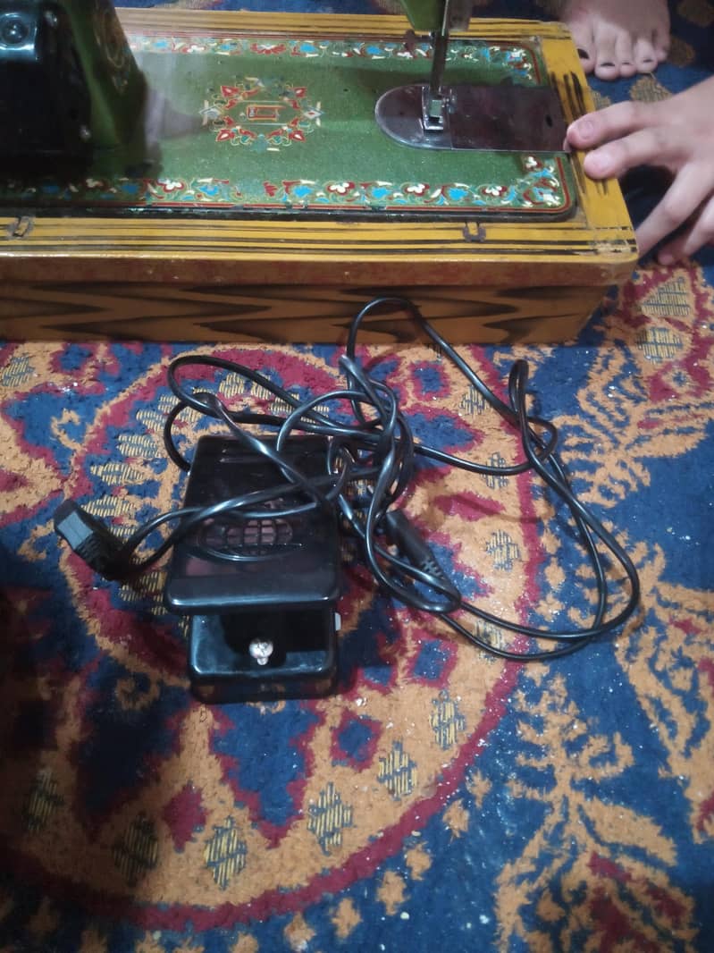 sewing machine 3