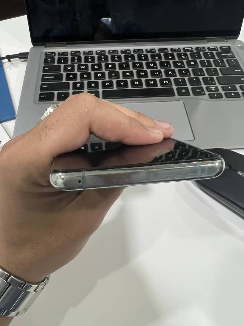 One Plus 10 Pro 1