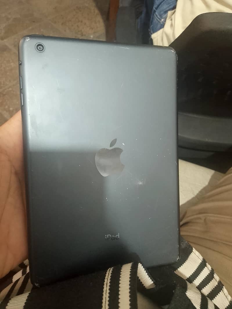 apple mini 4 0