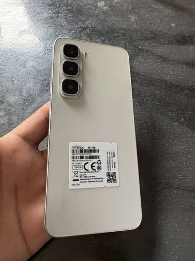 INFINIX HOT 60i