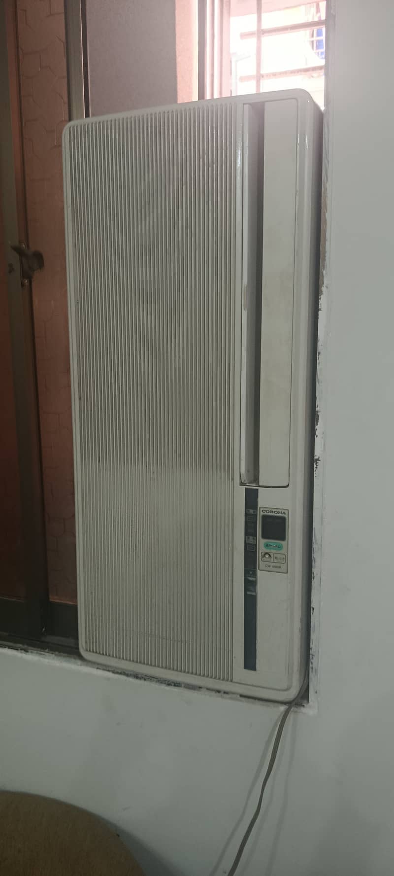 Vertical Window AC – Good Condition 0