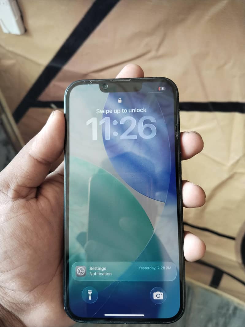 Apple iPhone 13 1