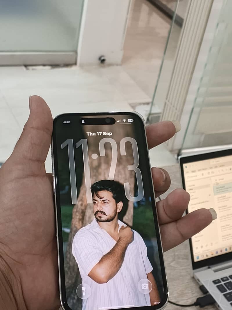 Apple iPhone 14 Pro 3