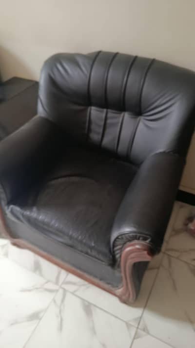 Single-Seater Leather Sofas – Set of 2