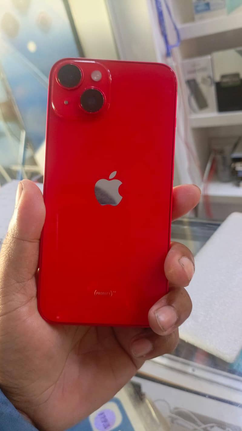 Apple iPhone 14 4