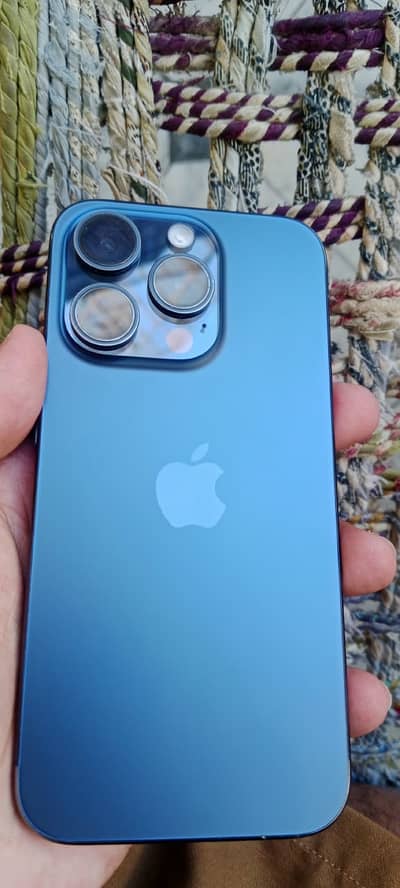 Apple iPhone 15 Pro