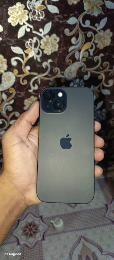 Apple iPhone 15