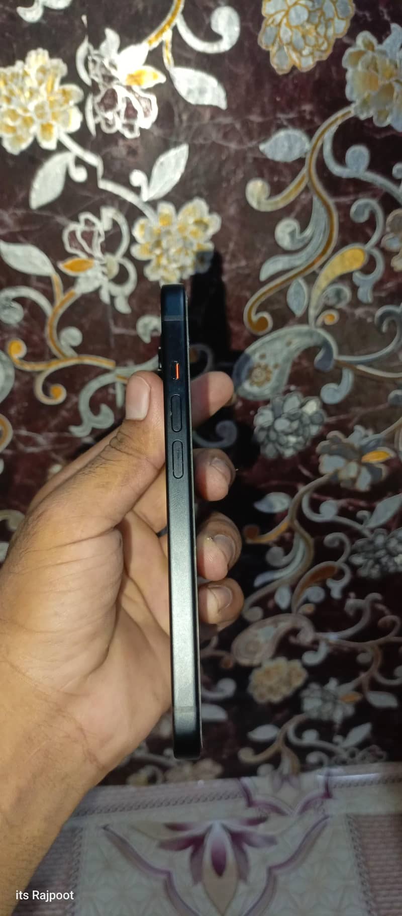 Apple iPhone 15 3