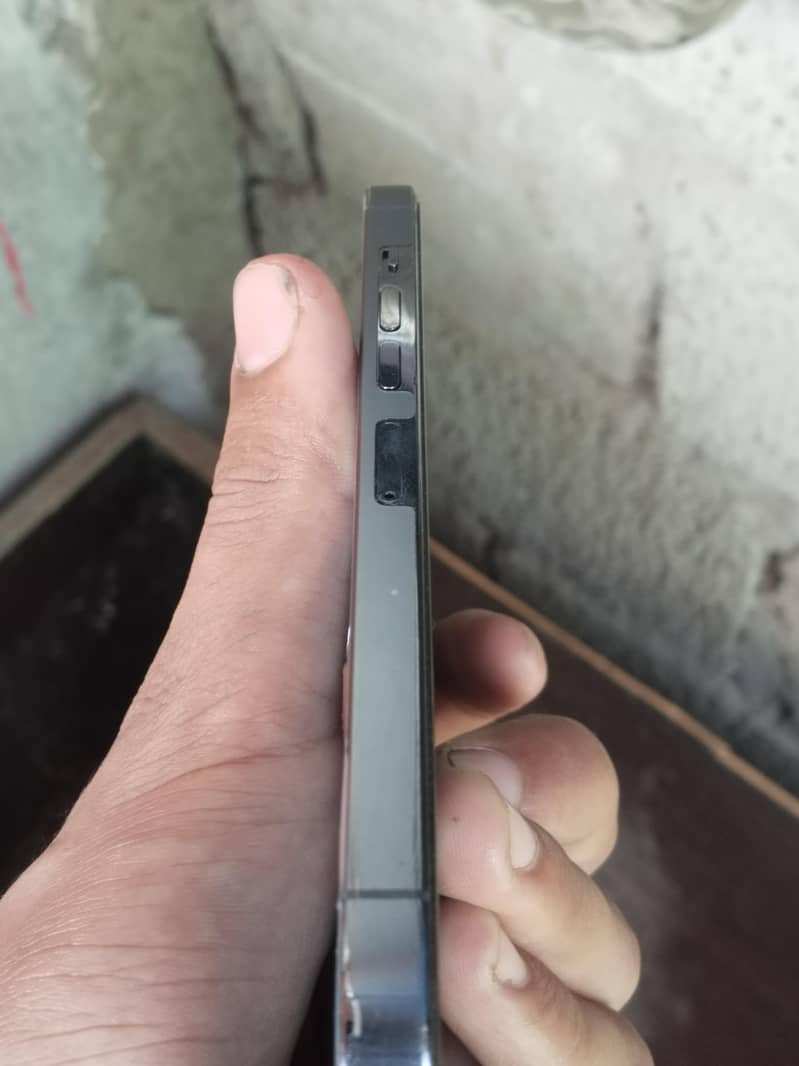 Apple iPhone 13 Pro Max 7