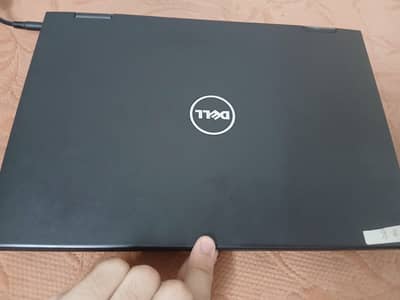 Dell Latitude 3390 2-in-1 Touchscreen
