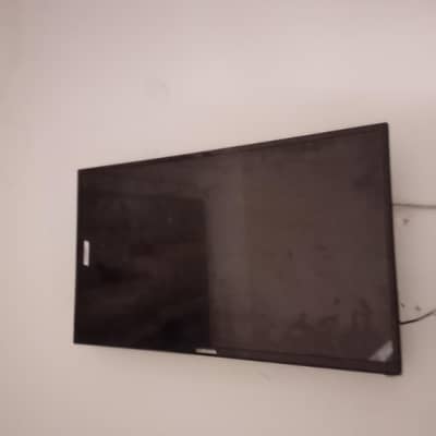 40" android  LED good condition argent for sale