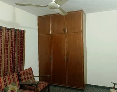 Good Location 716 Square Feet Flat In Allama Iqbal Town Of Lahore Is Available For sale