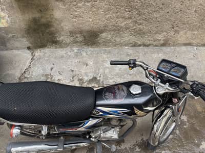 belkul saf baik ha total jenmen ha koi kam ne hony wala fast onwer