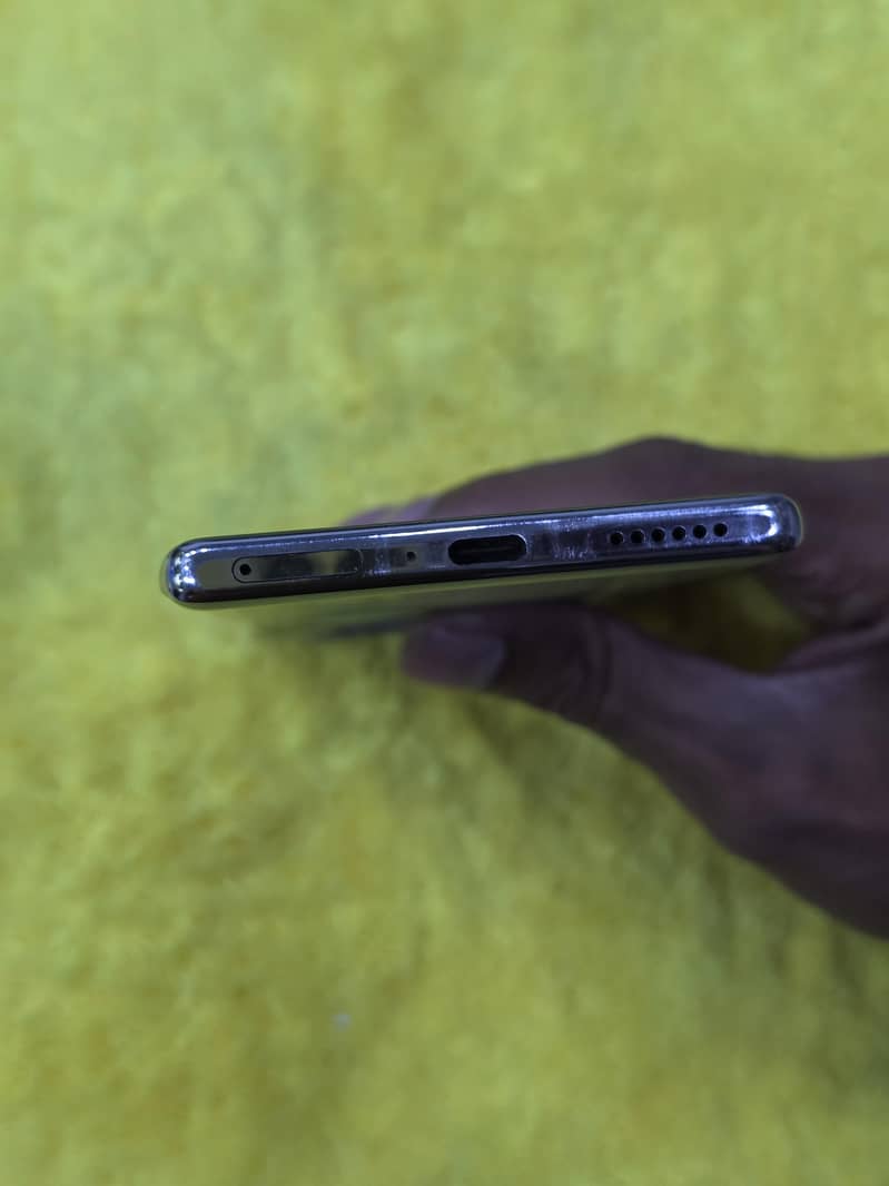 Infinix Zero 40 5G 12GB/256GB – Official PTA Approved 8