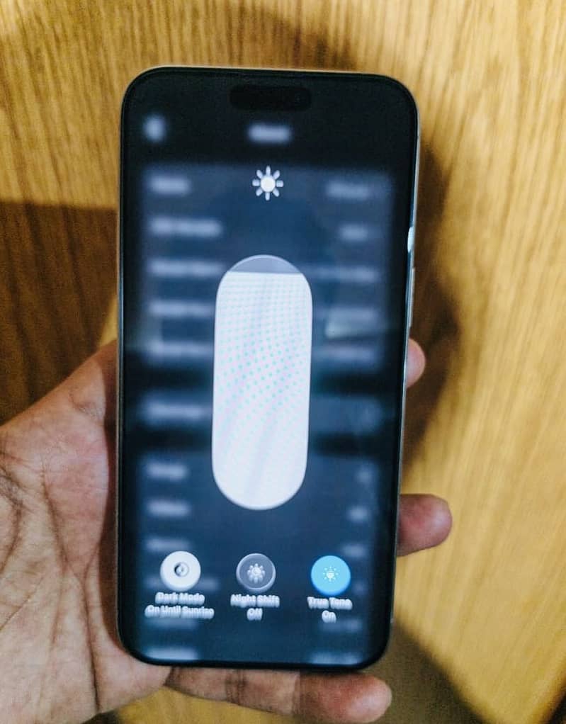 iPhone 15 Pro Max 9