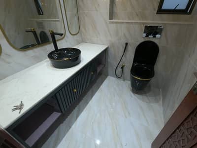 A Palatial Residence For Prime Location rent In Bahria Town - Precinct 6 Karachi