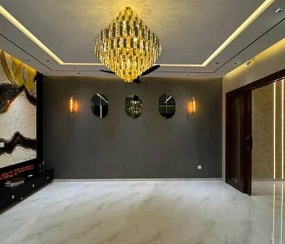 Your Dream Fully Furnished 10 Marla House Is Available In Bahria Town - Sector C