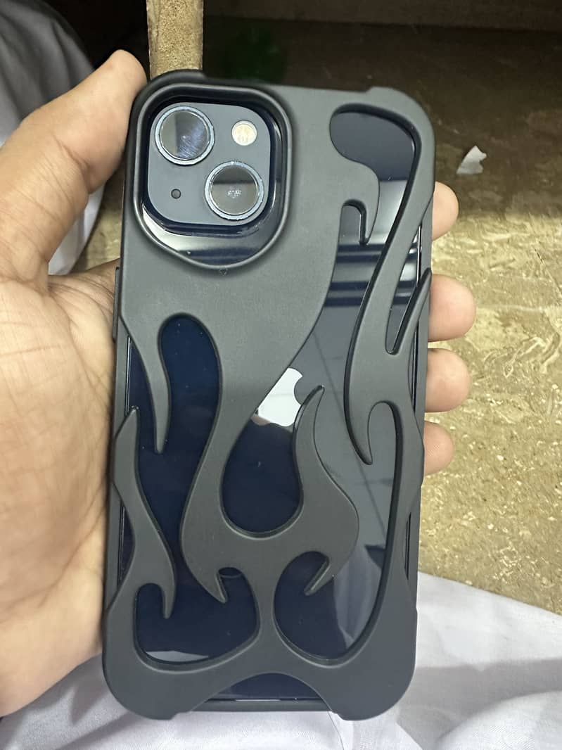 Apple iPhone 13 7