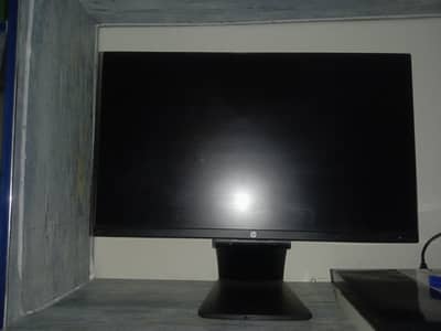 HP Z23n 23-Inch Narrow Bezel IPS LED Monitor