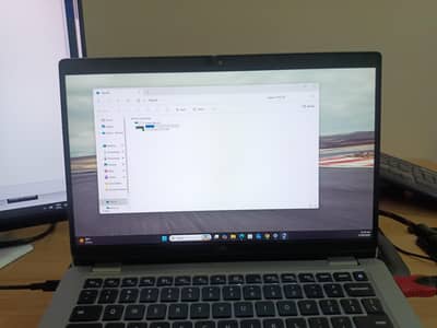 Dell latitude 5320 | i5 11th gen | 16 gb DDR4 | 256 NVME | Touch