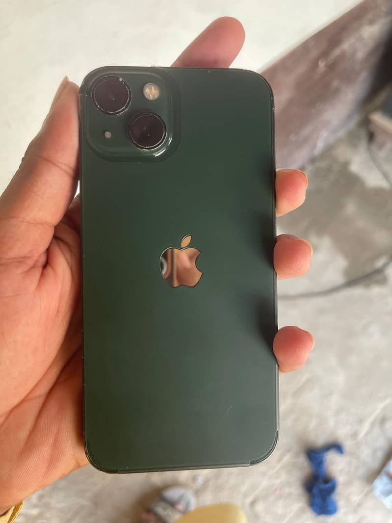 Apple iPhone 13 1